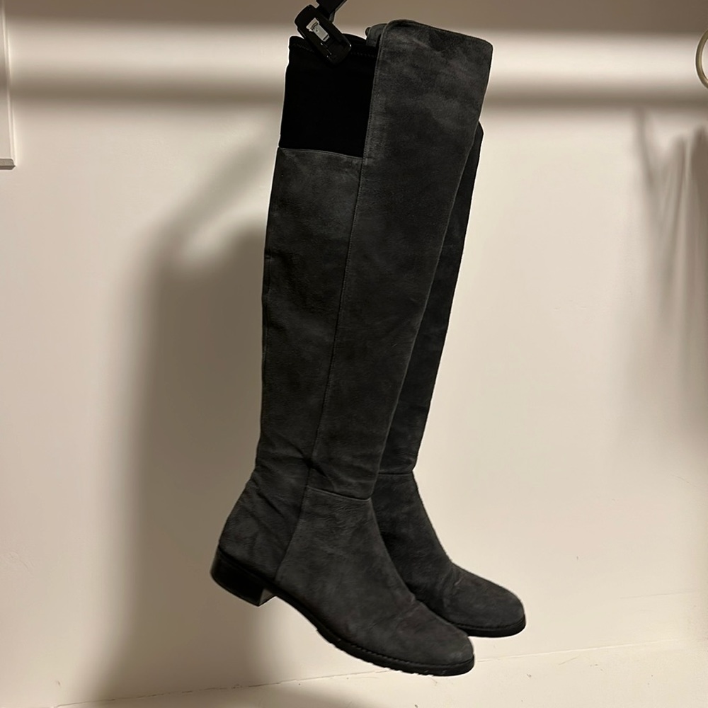 Stuart Weitzman knee high suede boot gray size 8